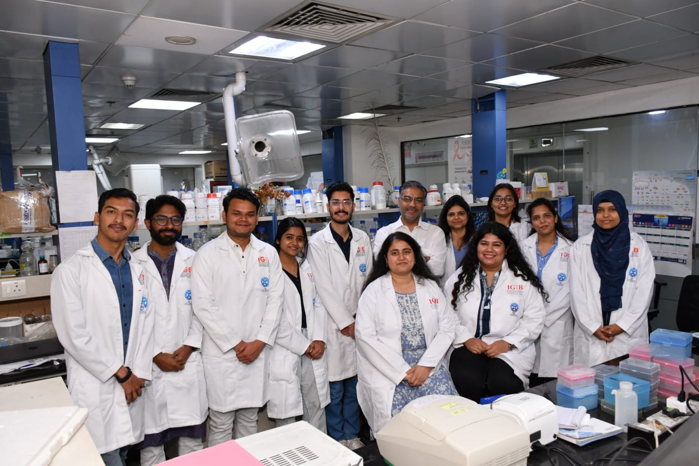 Group photograph of the Structural Biology and Genome Informatics Lab